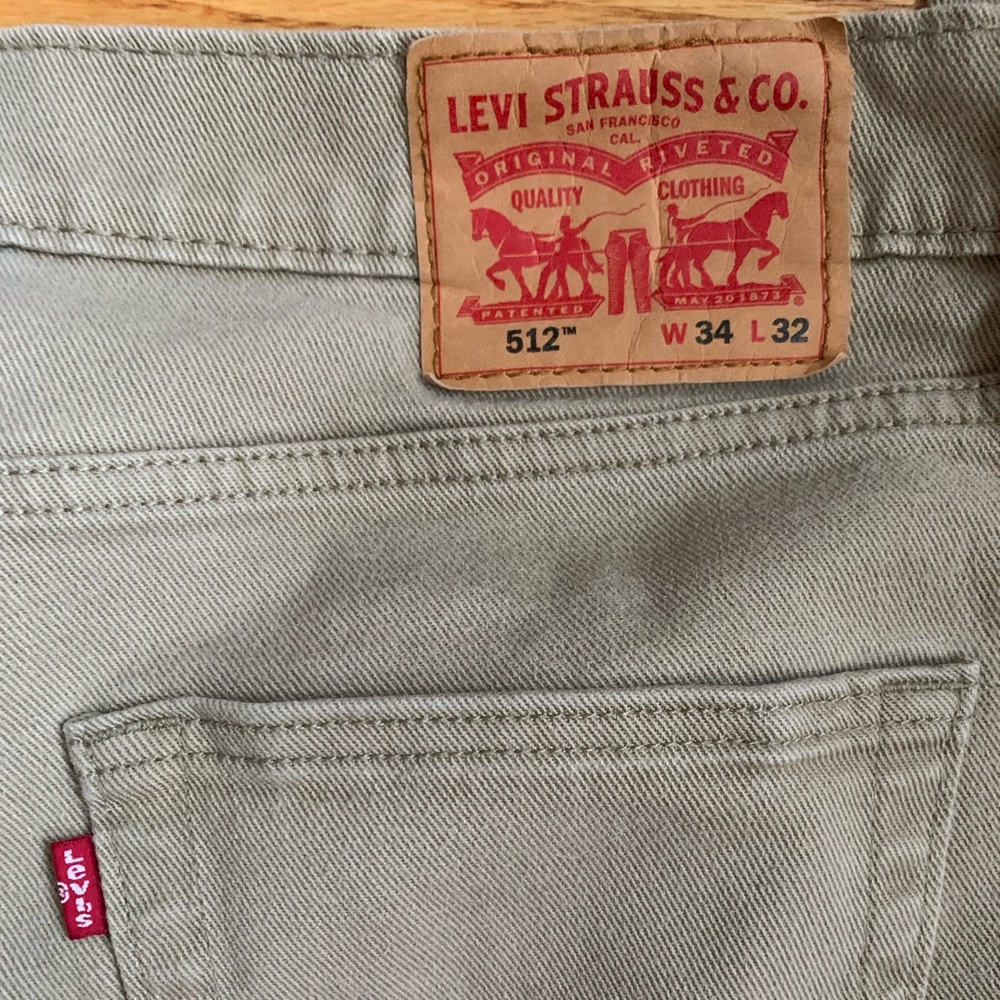 Levi 512 chino 34x32